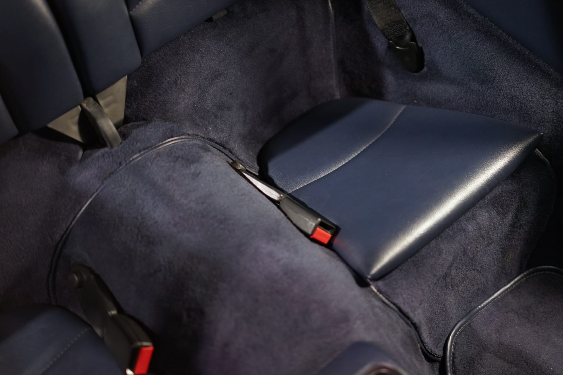 Porsche 993 Carrera 2 - Photo 26