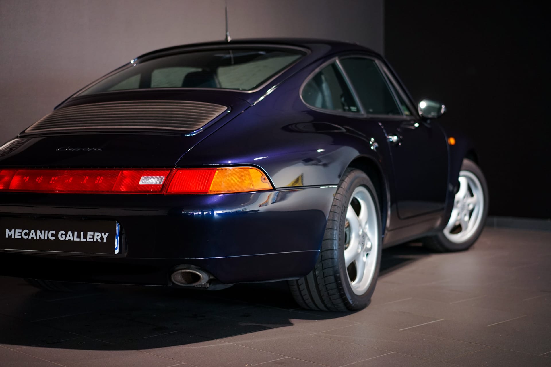 Porsche 993 Carrera 2 - Photo 6