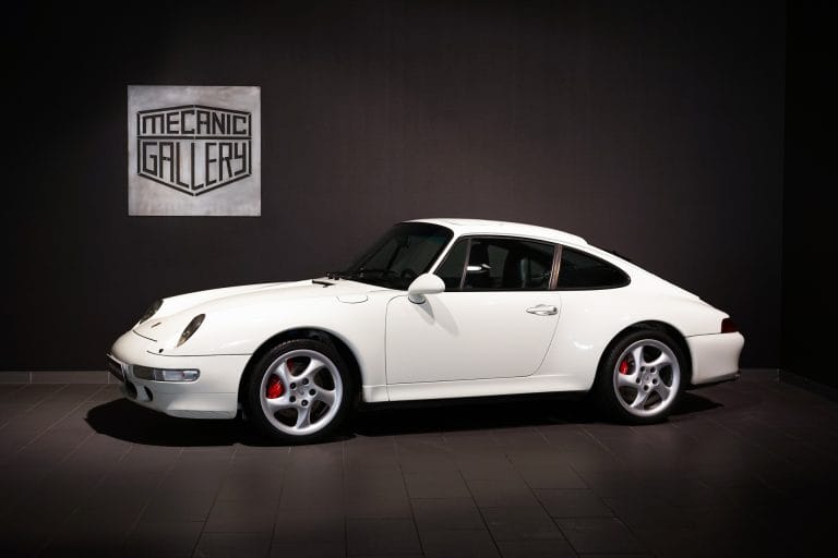 Porsche 993 Carrera 4S - Photo 1