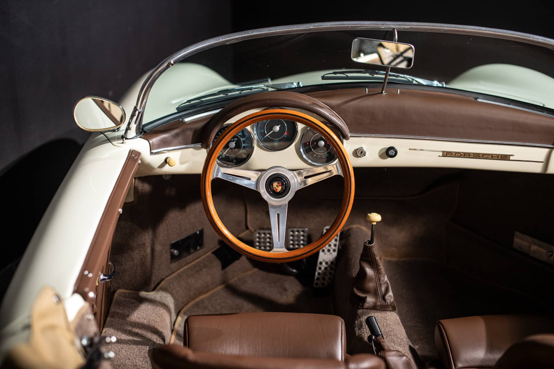 Porsche 356 Speedster Replica - Photo 16