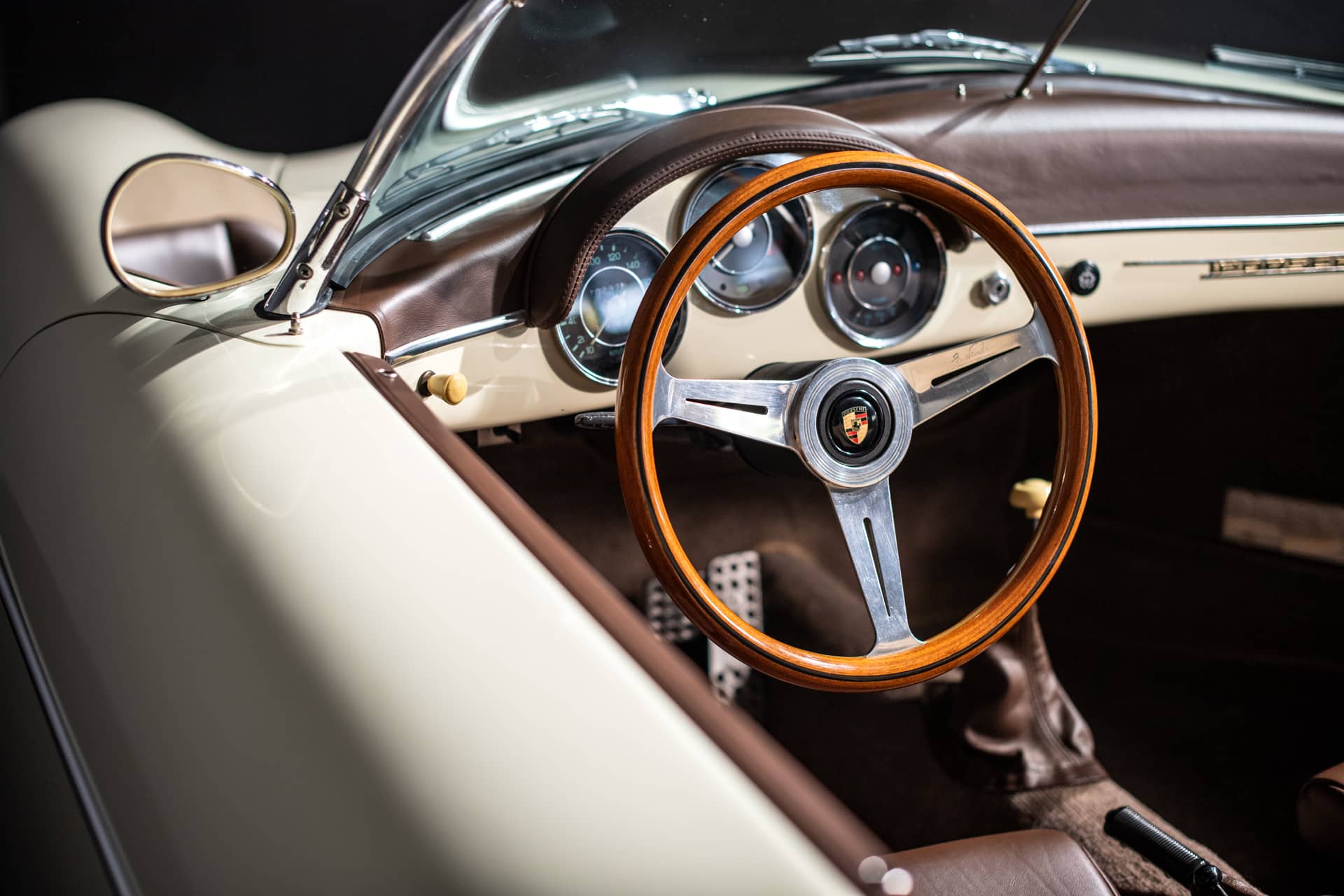 Porsche 356 Speedster Replica - Photo 17
