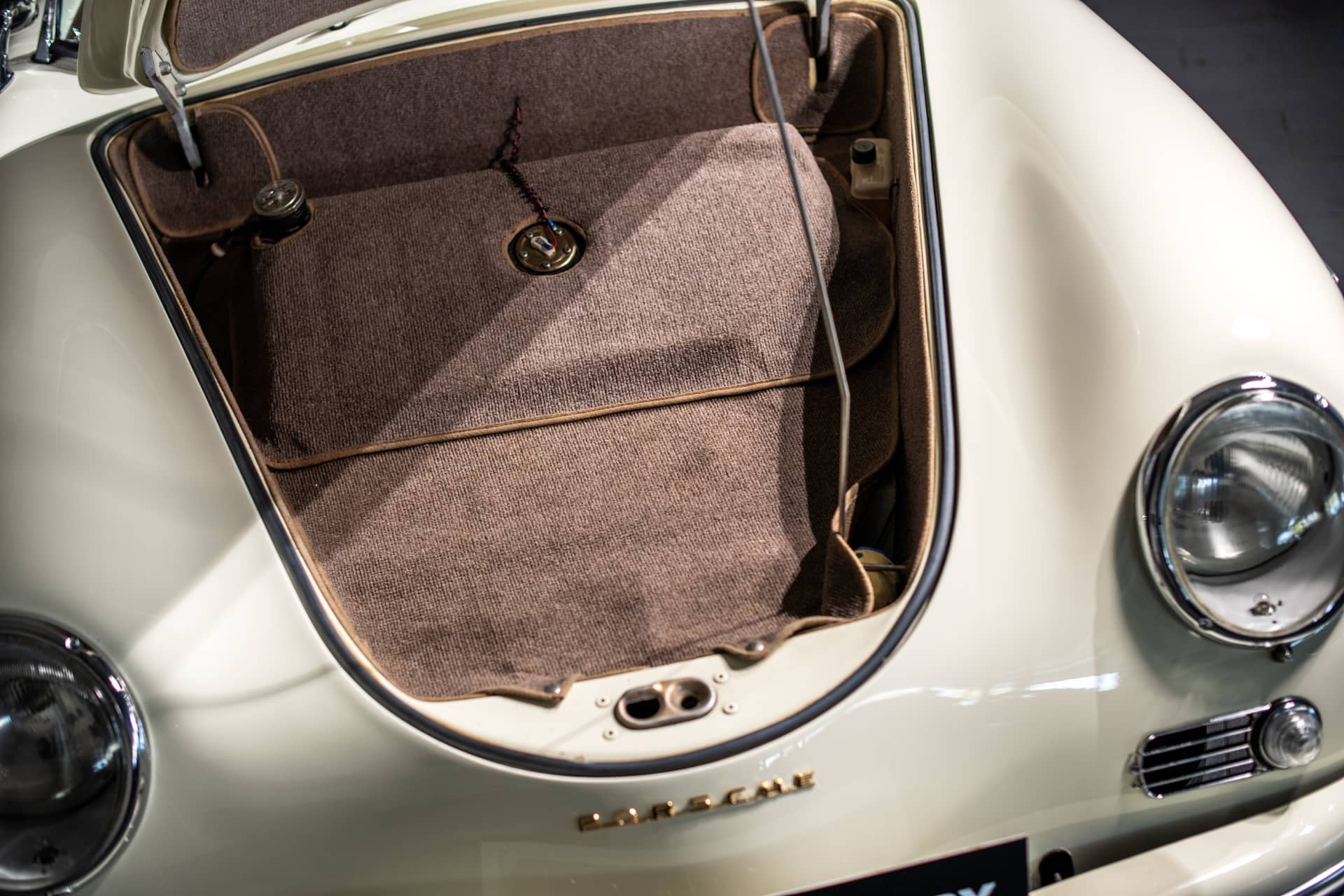 Porsche 356 Speedster Replica - Photo 29