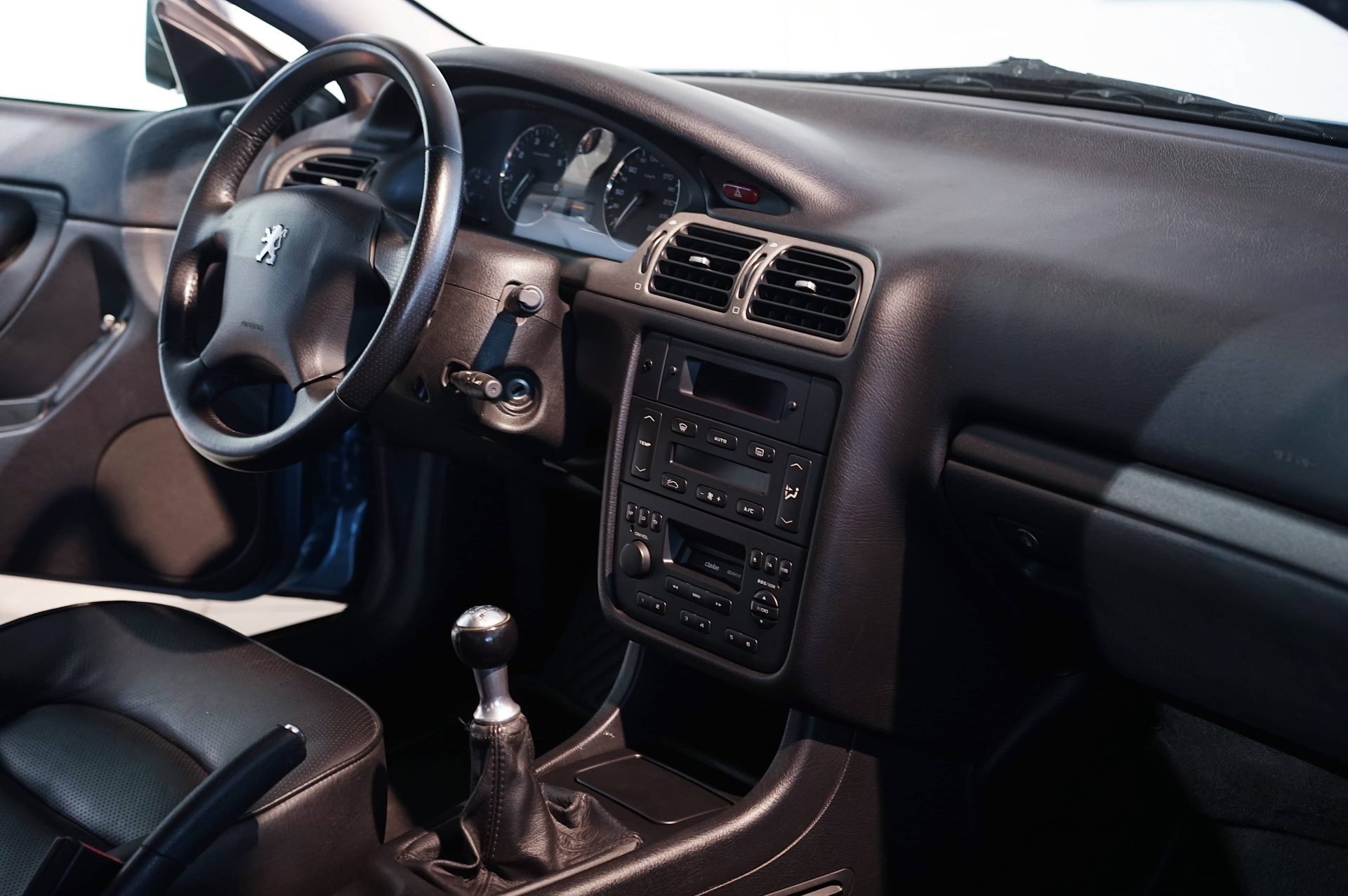 Peugeot 406 Coupé V6 Pack - Photo 7