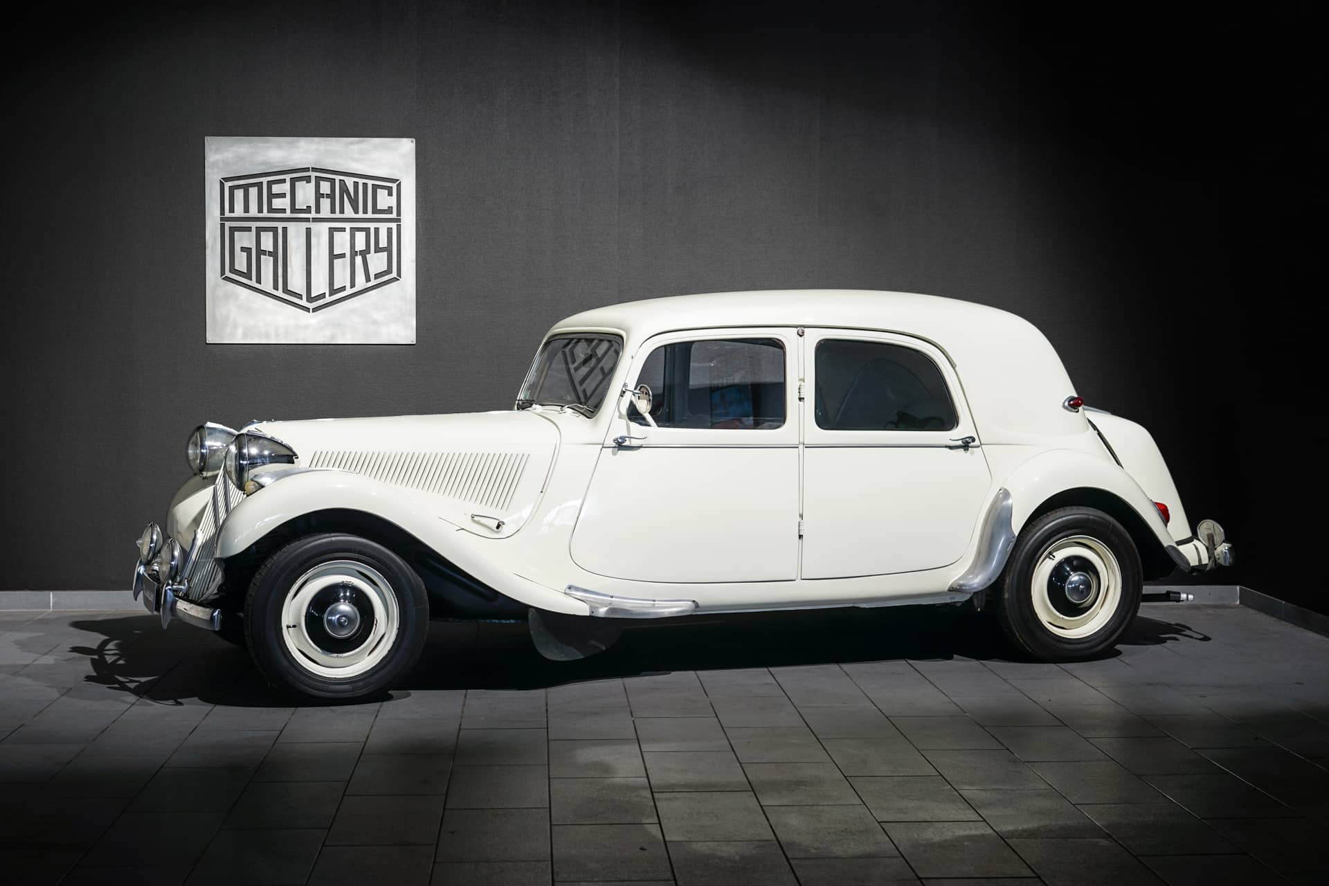 Citroën Traction 11 B - Photo 1