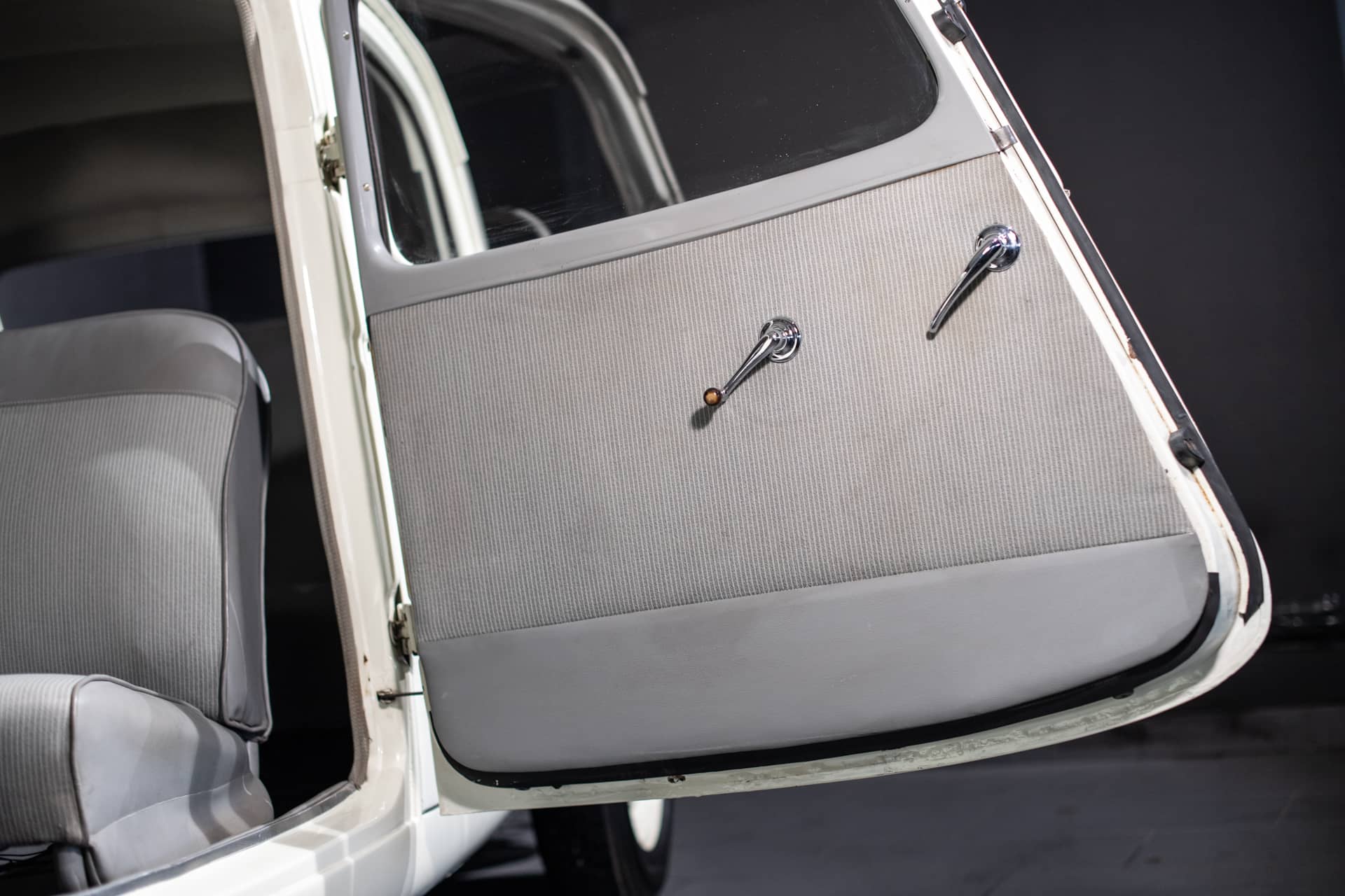 Citroën Traction 11 B - Photo 25