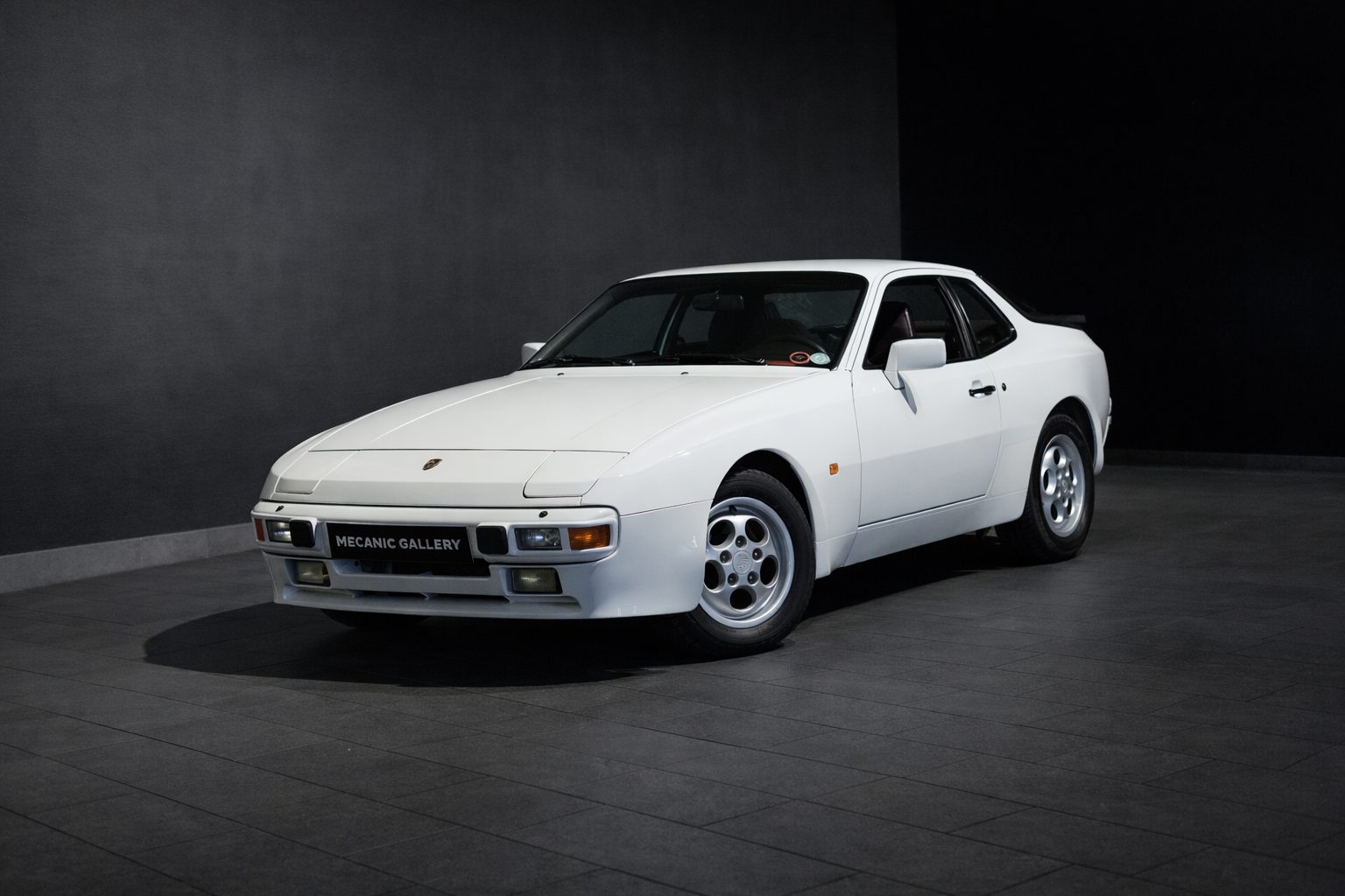 Porsche 944 S 2.5 - Photo 27