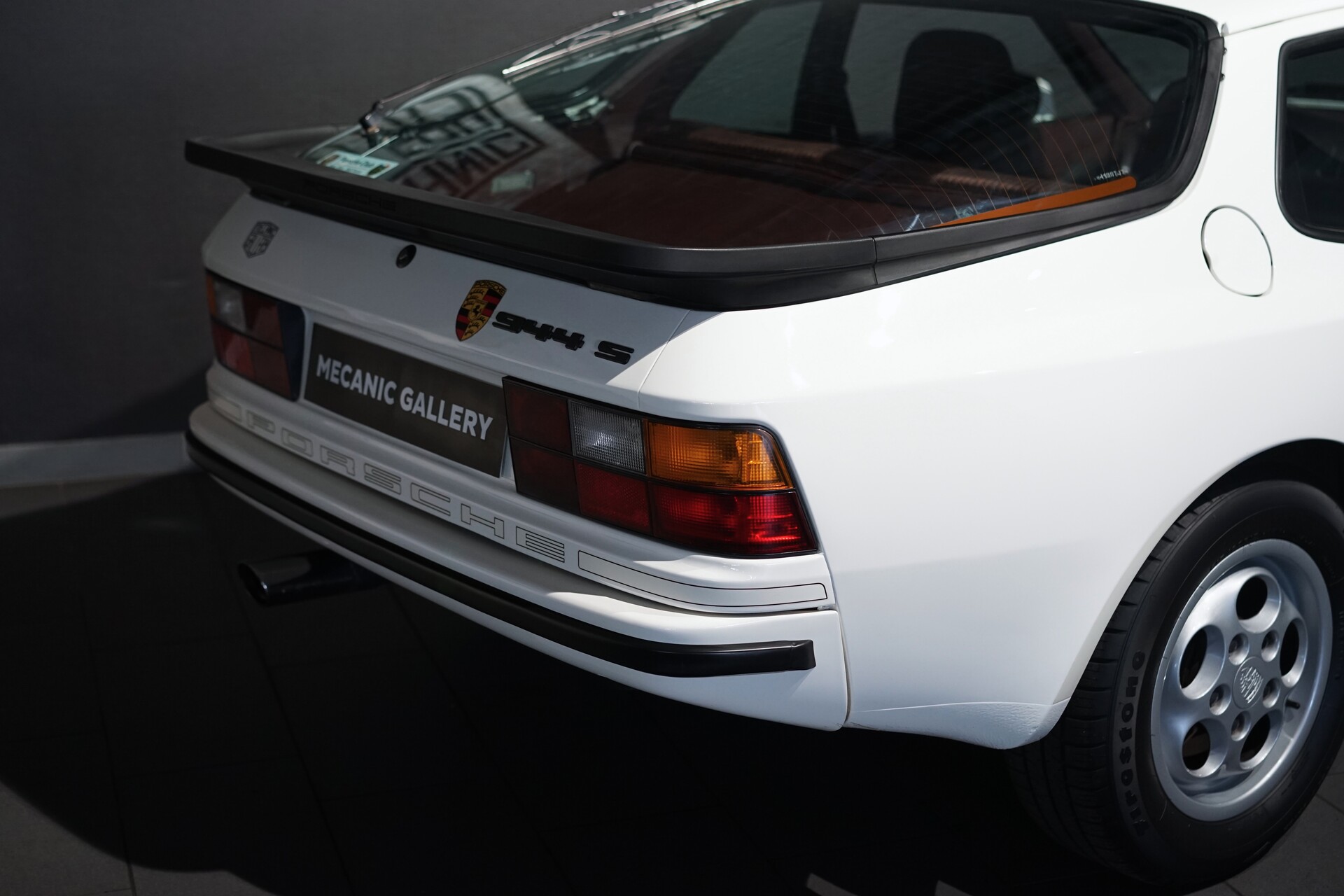 Porsche 944 S 2.5 - Photo 8828