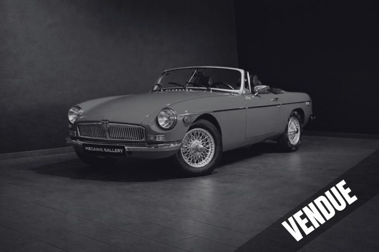 MG B Cabriolet - Photo 32