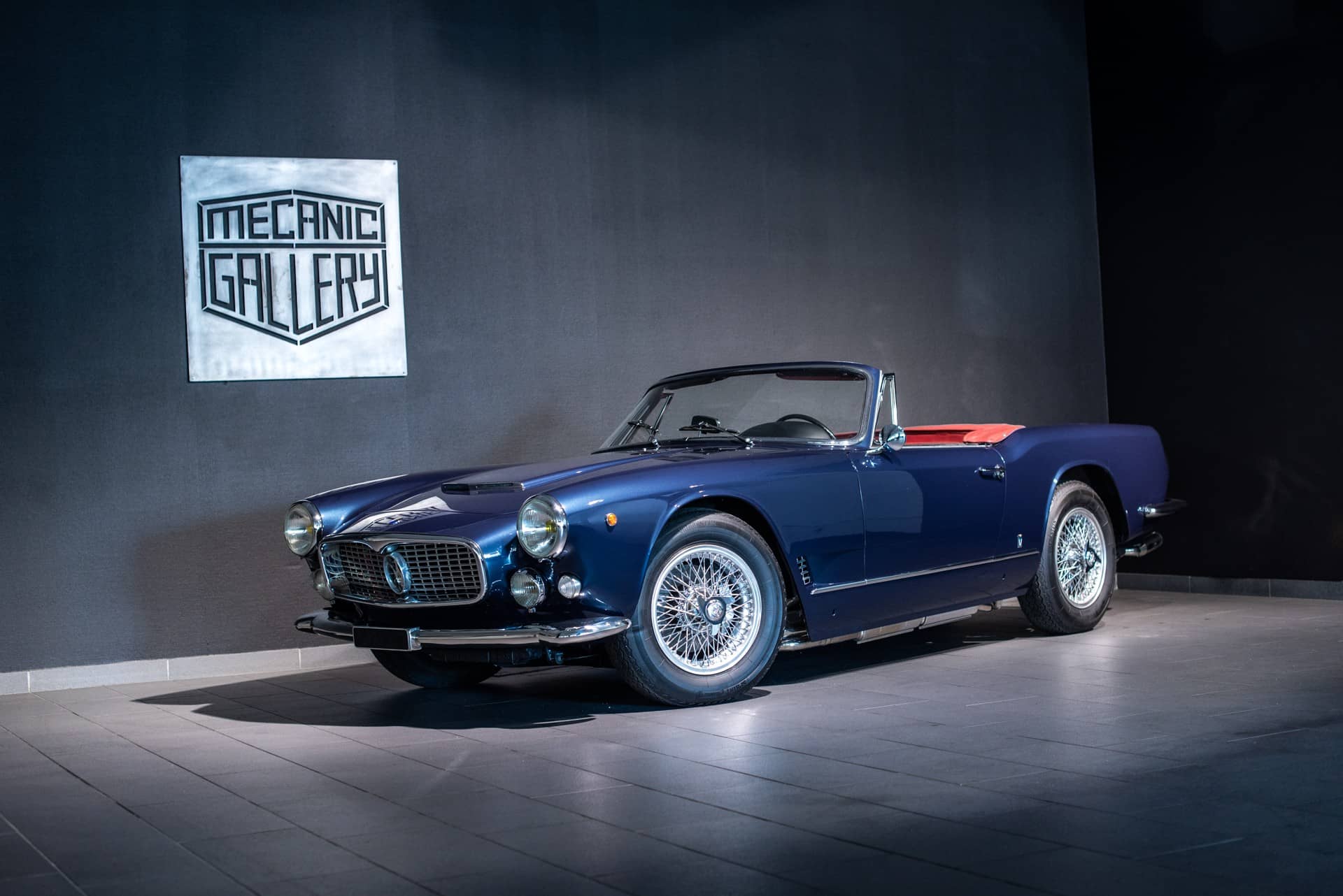 Maserati 3500 GTi Spyder Vignale - Photo 2