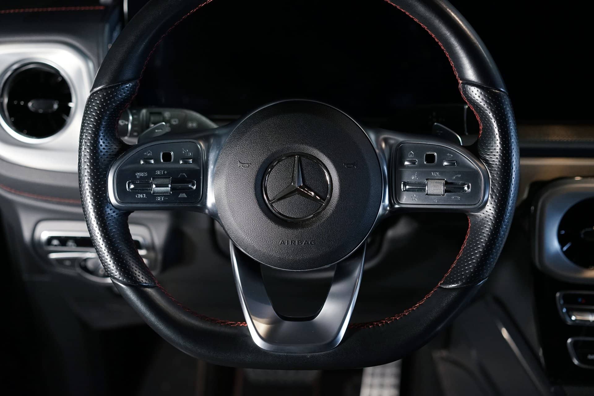 Mercedes-Benz Classe G 500 - Photo 9