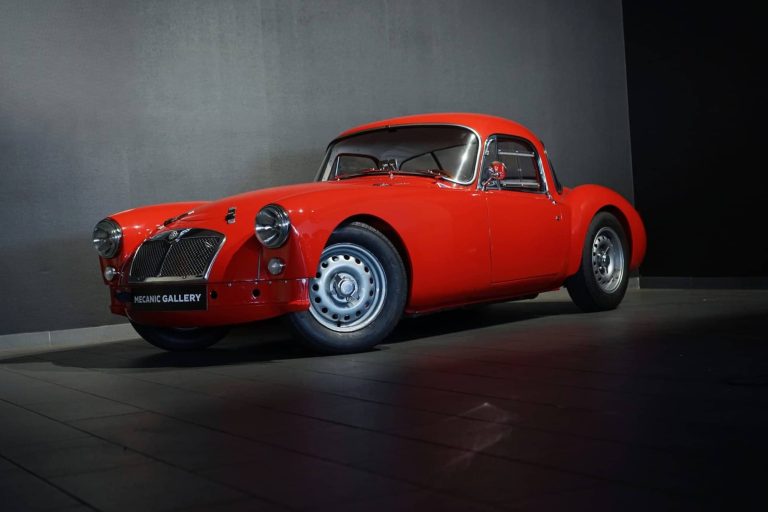 MG A Twin Cam Coupé - Photo 17