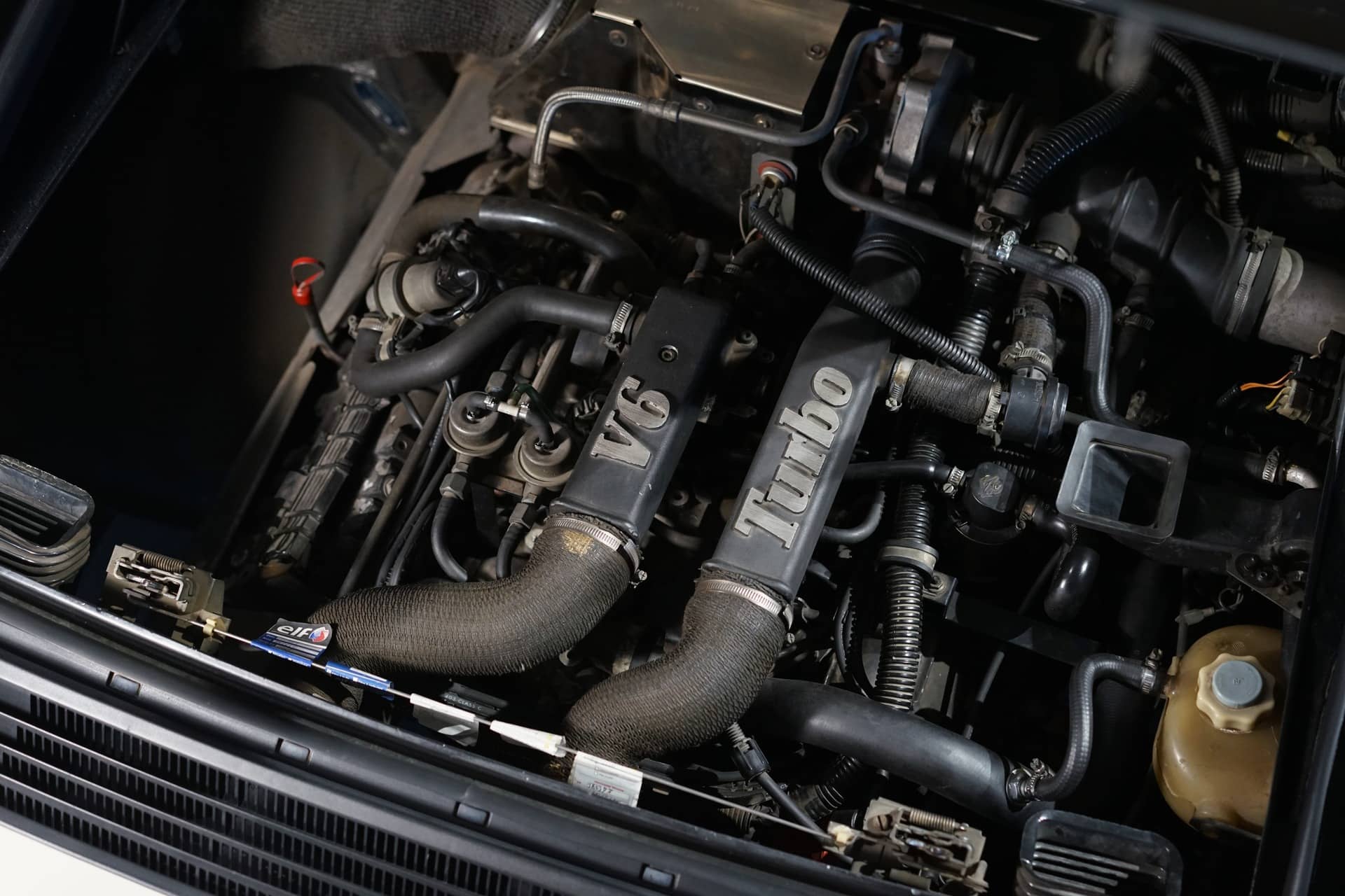 Alpine GTA V6 Turbo - Photo 16