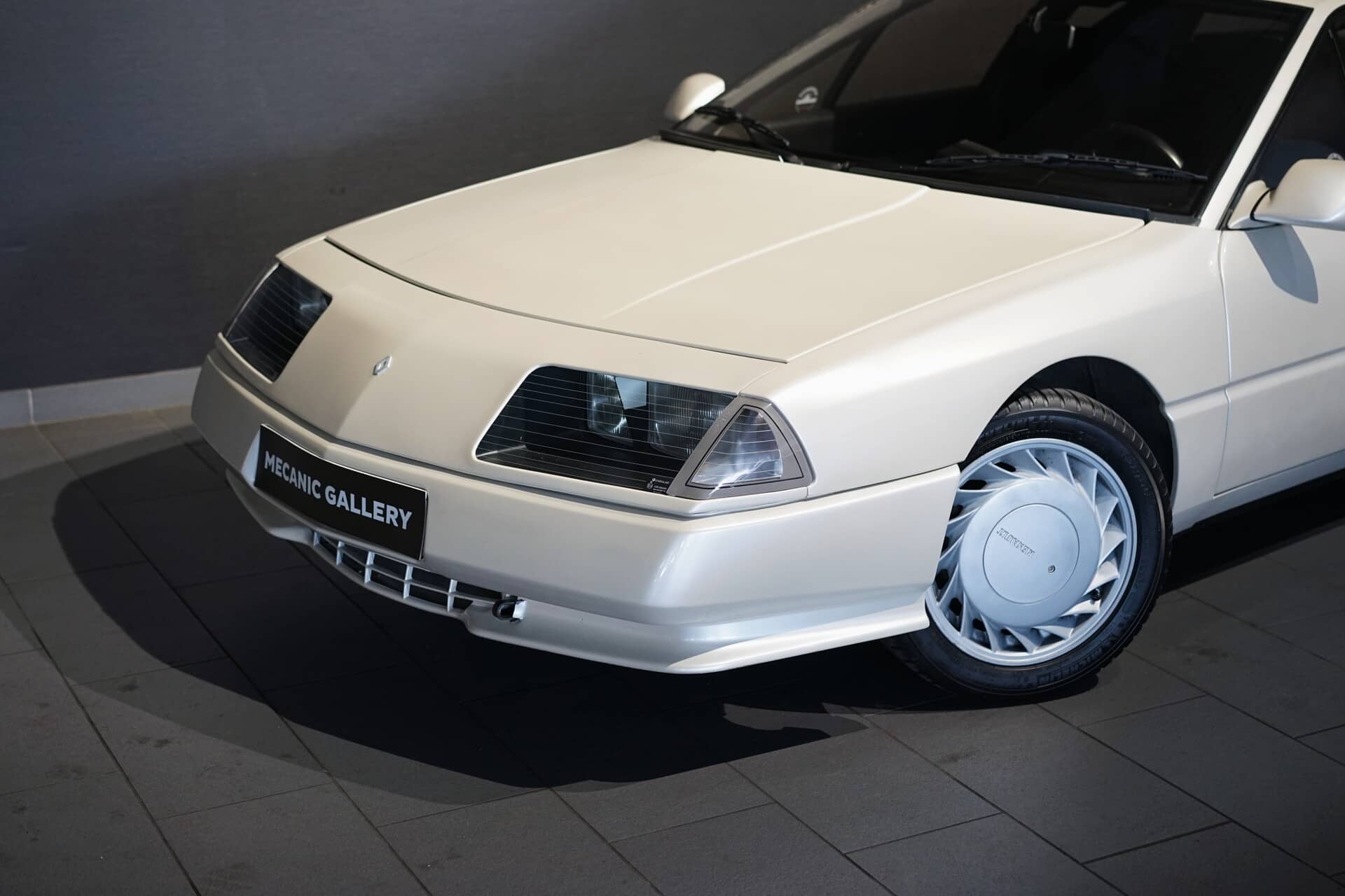 Alpine GTA V6 Turbo - Photo 4