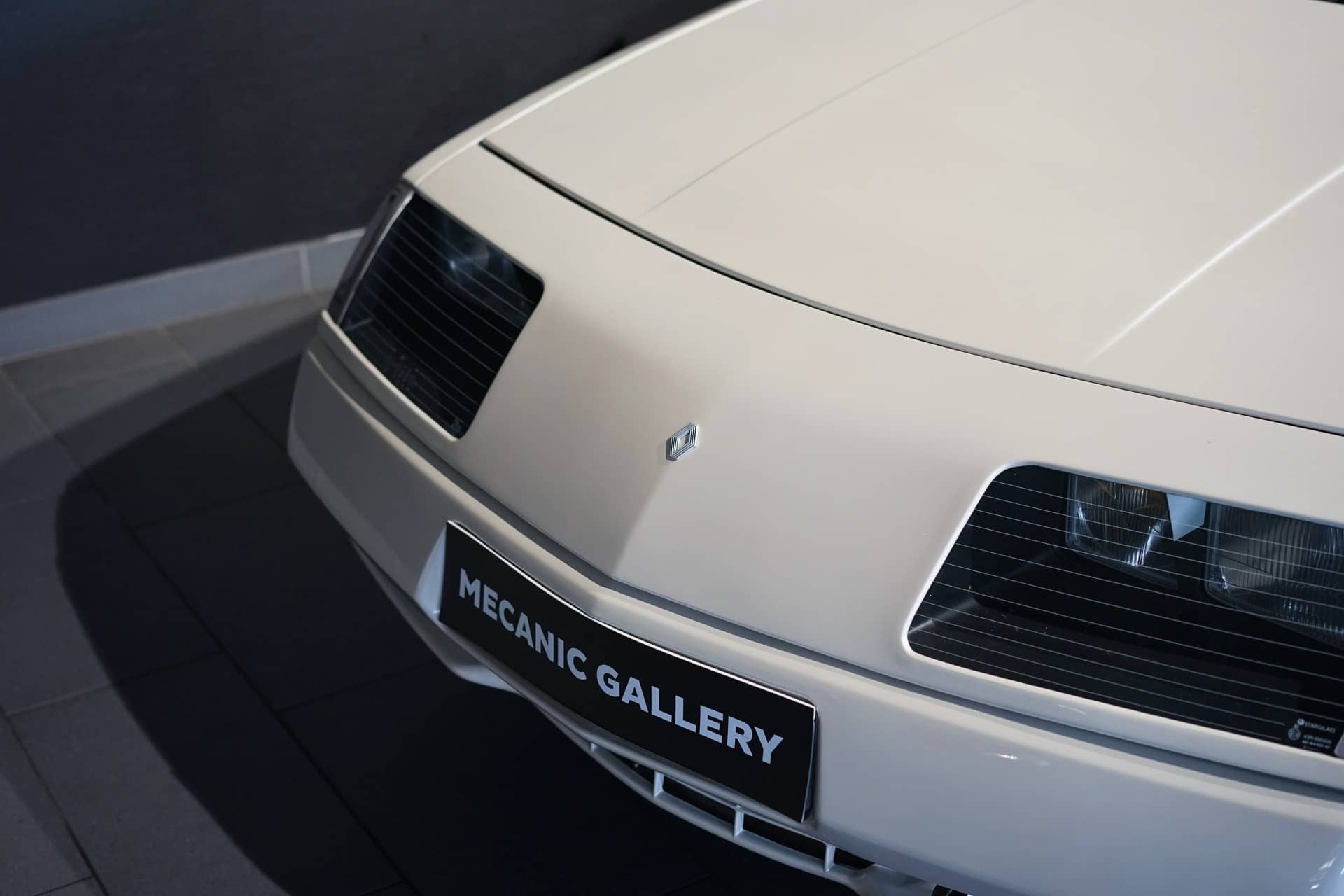 Alpine GTA V6 Turbo - Photo 8
