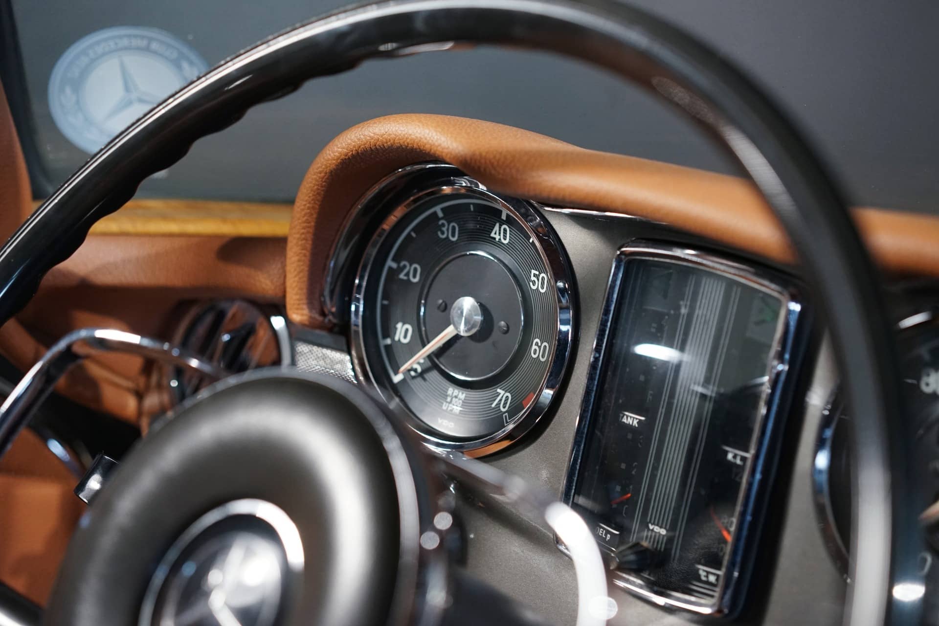 Mercedes-Benz 230 SL Pagode - Photo 12