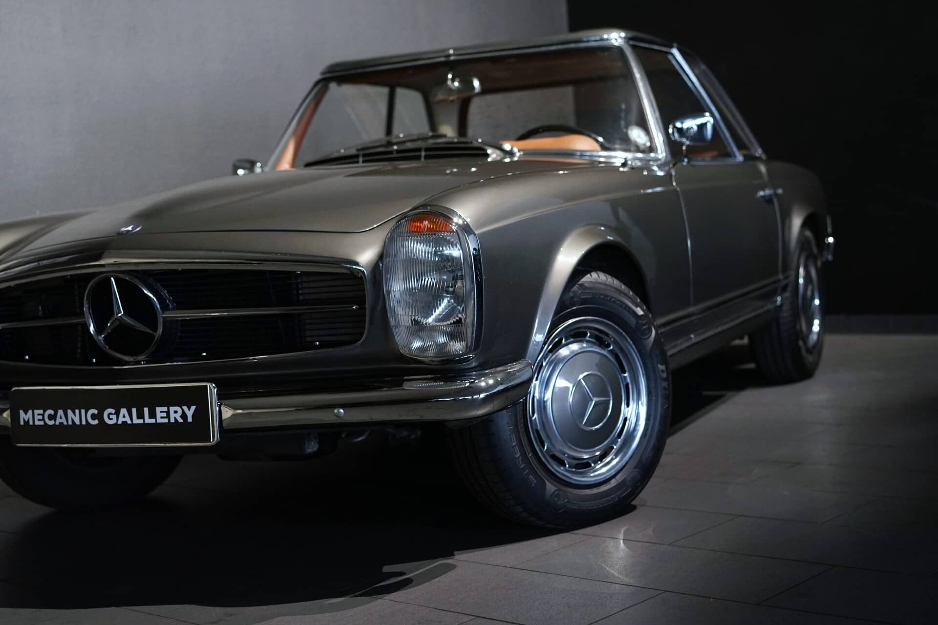 Mercedes-Benz 230 SL Pagode - Photo 3