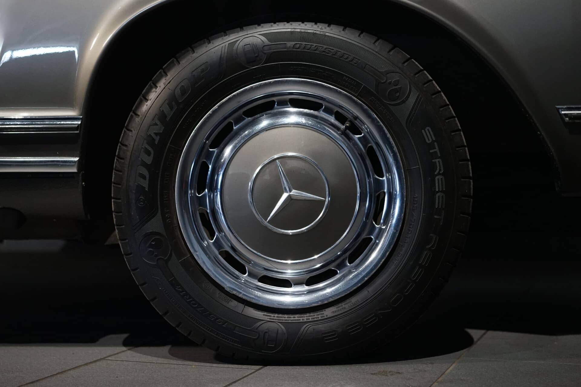 Mercedes-Benz 230 SL Pagode - Photo 9
