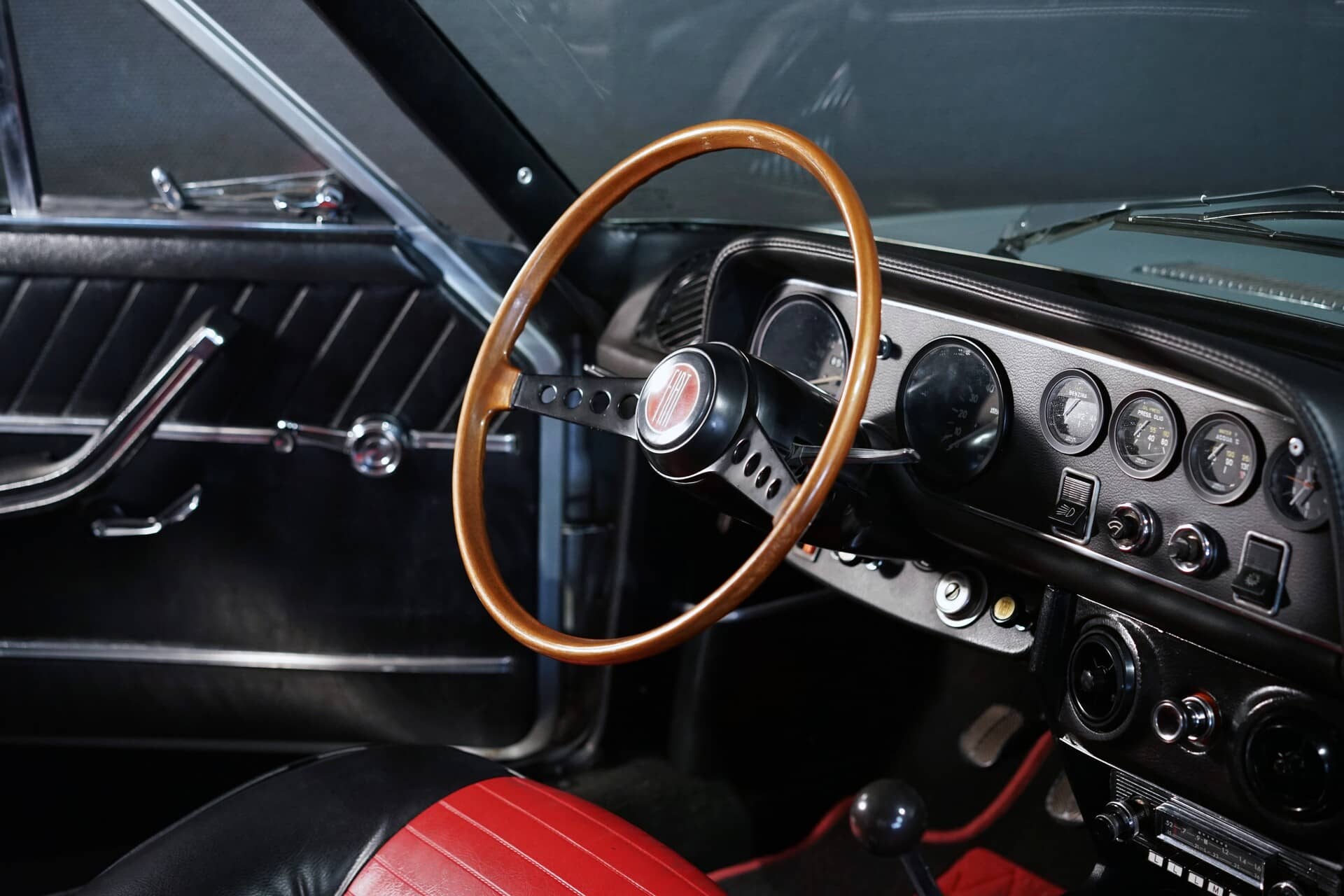 Fiat 124 Coupé Sport – BC - Photo 7