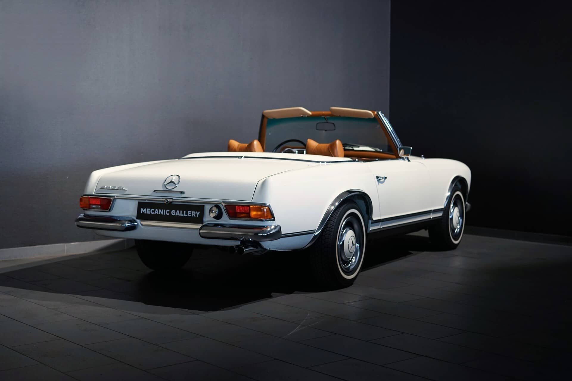 Mercedes-Benz 280 SL Pagode - Photo 2
