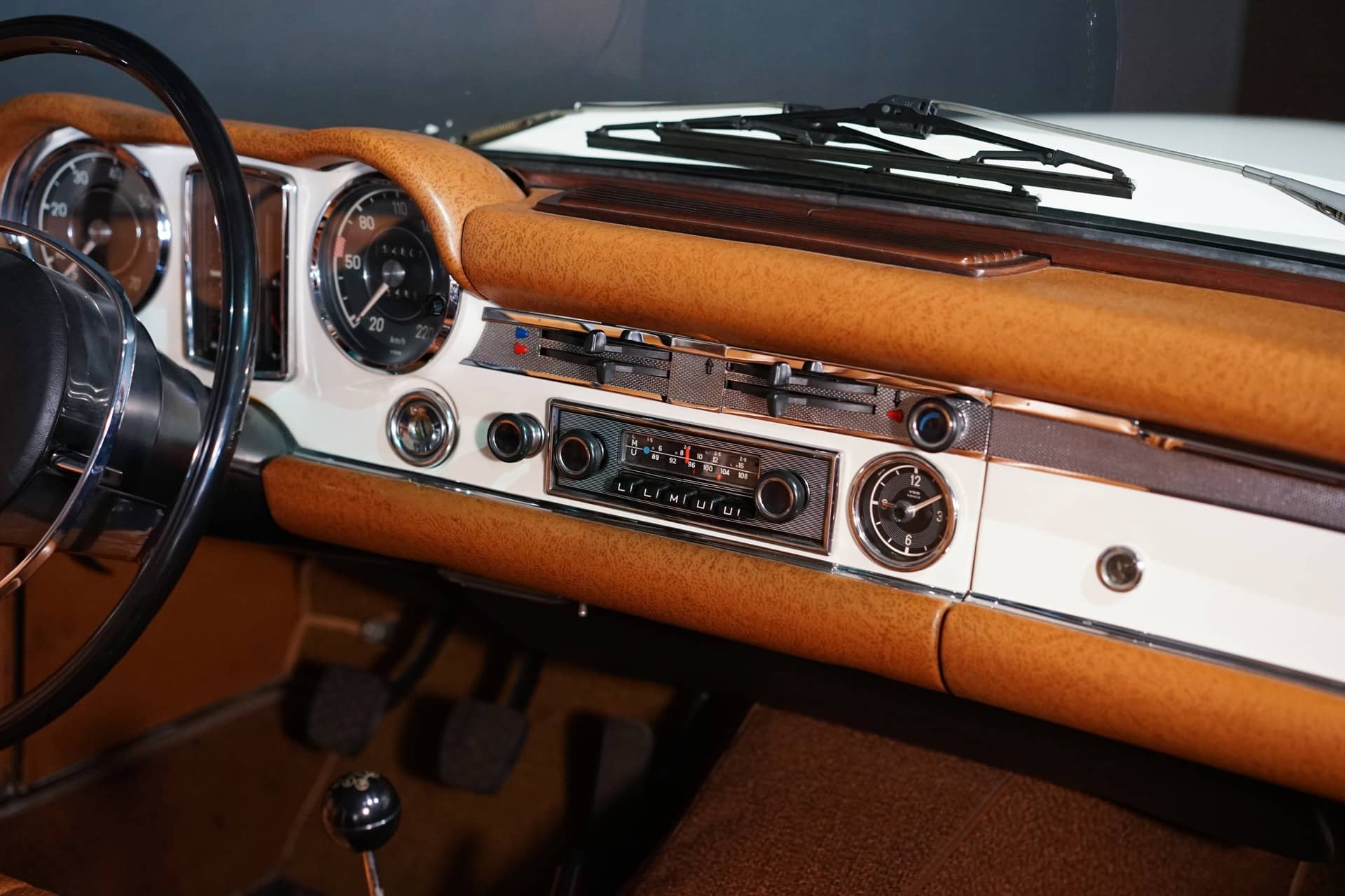Mercedes-Benz 280 SL Pagode - Photo 8