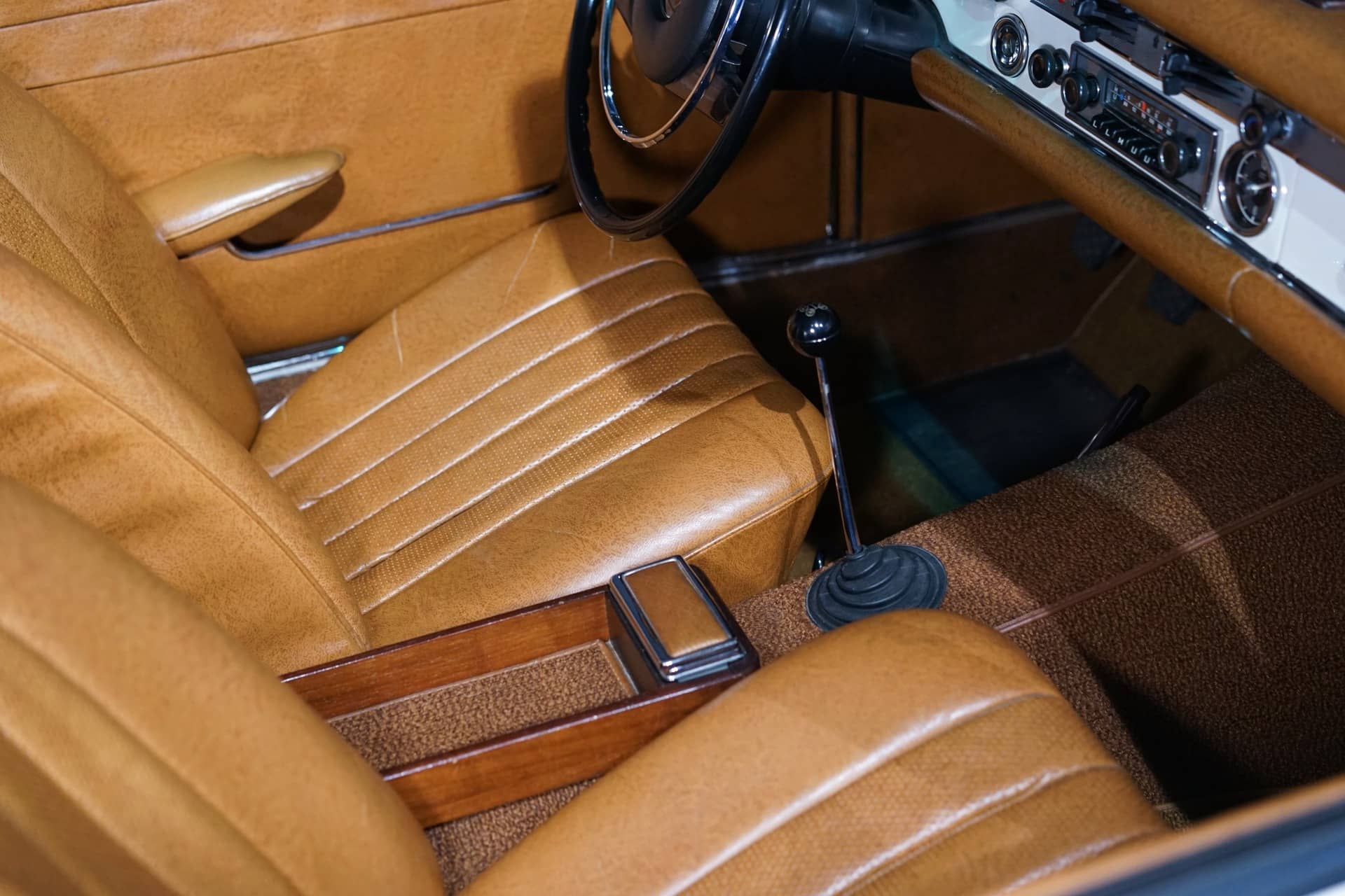 Mercedes-Benz 280 SL Pagode - Photo 9