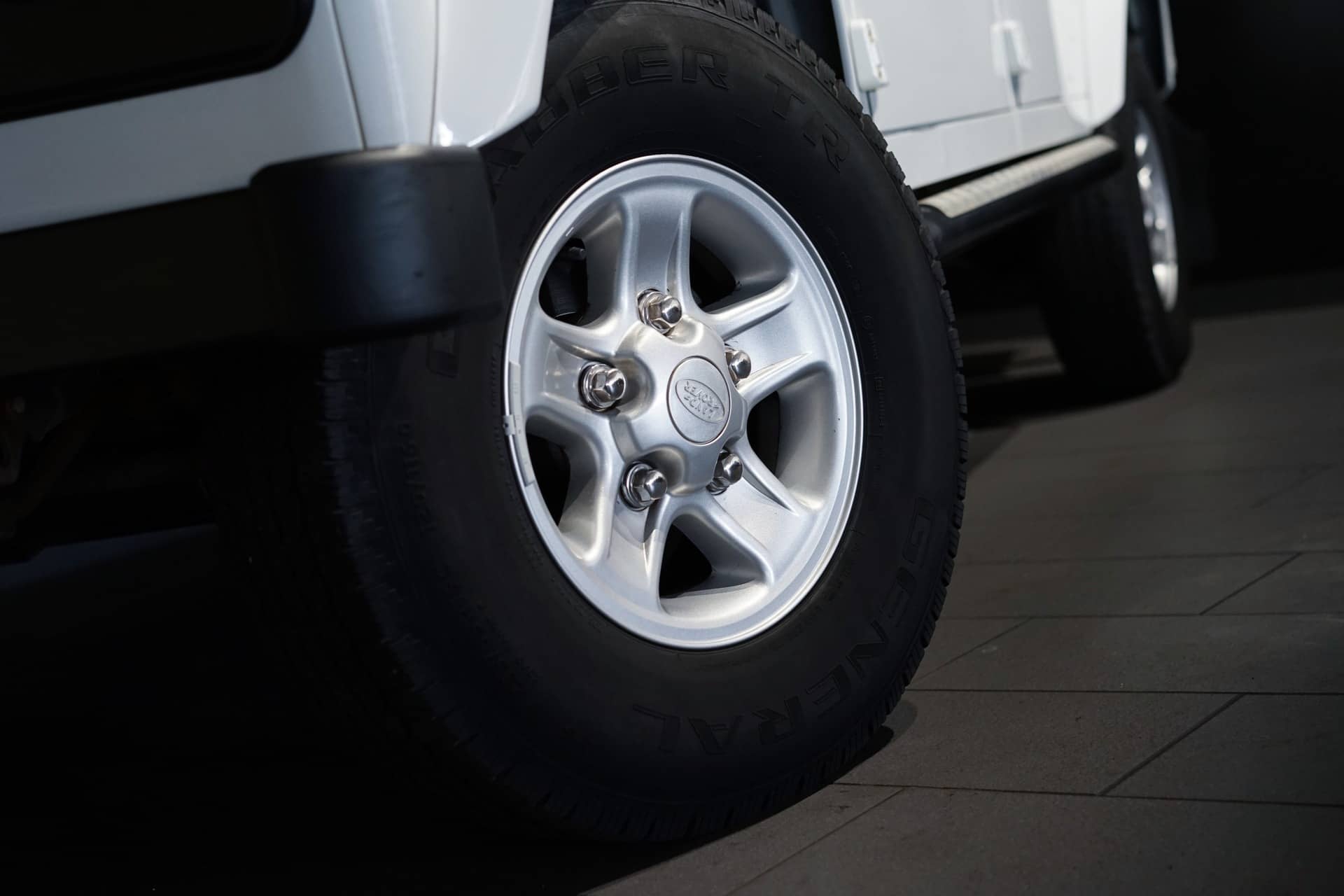 Land Rover Defender 110 TD4 SW SE - Photo 7