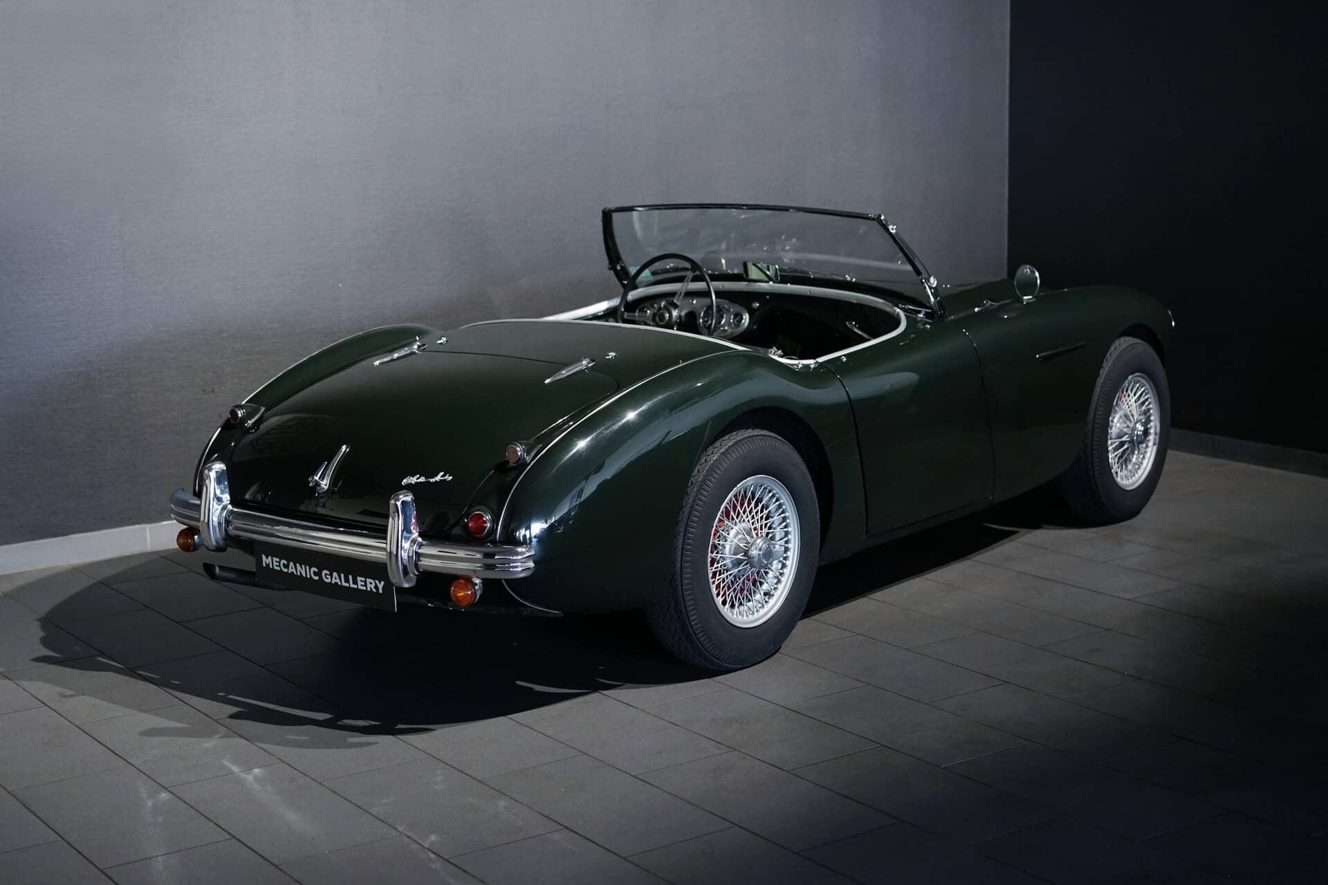 Austin-Healey 100/4 BN2 - Photo 2